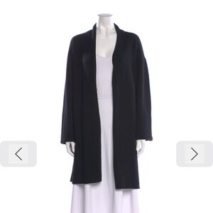 The Row Cashmere Cardigan / large 
	•	Black
	•	Long Sleeve with Open Front